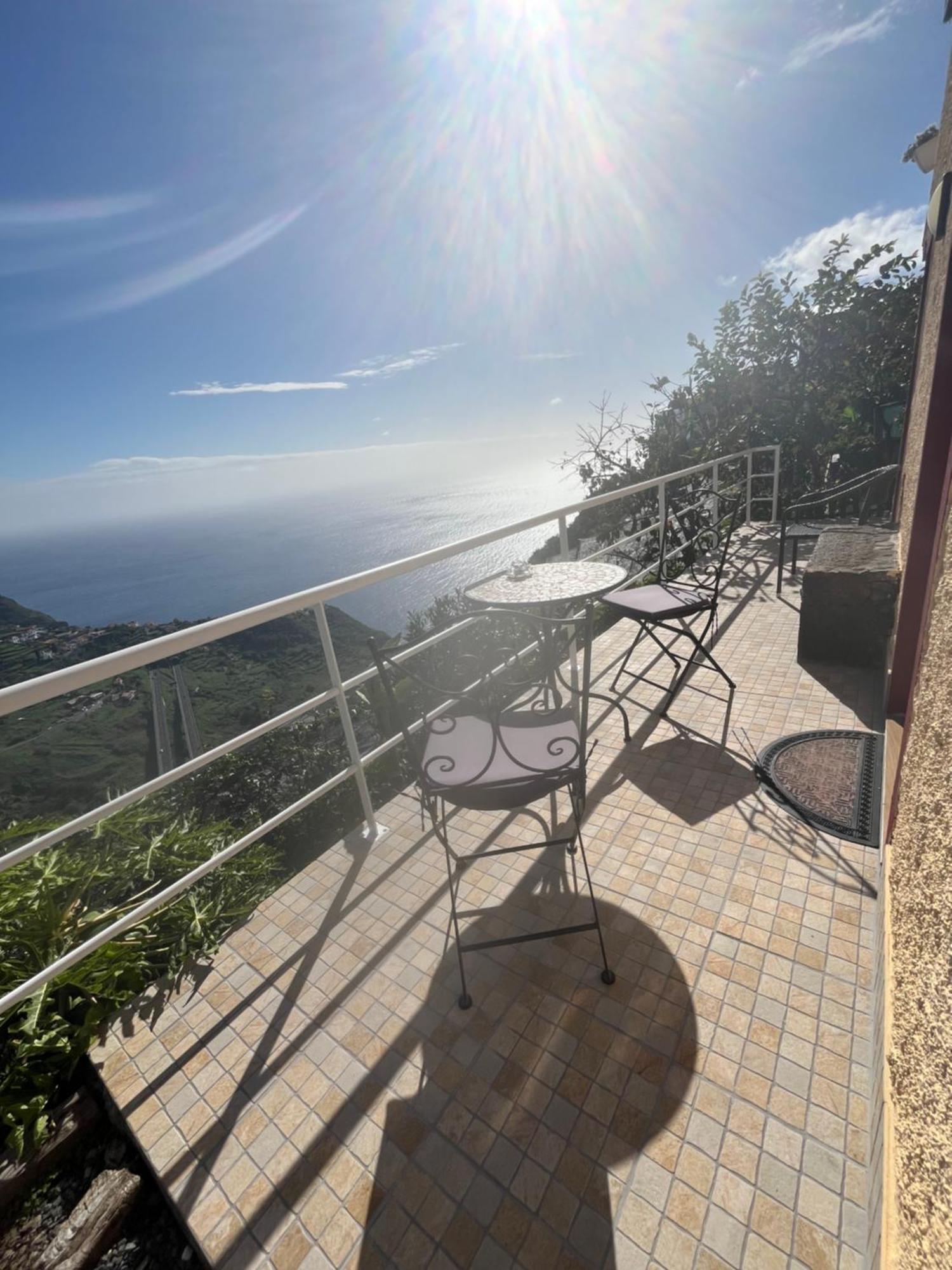リベイラ・ブラーヴァ Tropical Houseヴィラ エクステリア 写真